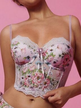 Victoria's secret bra top small